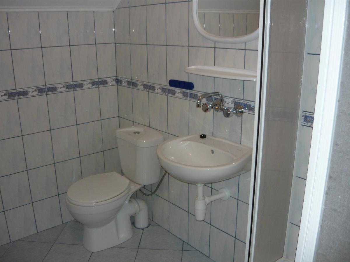 Willa Sara' Władysławowo Exteriör bild