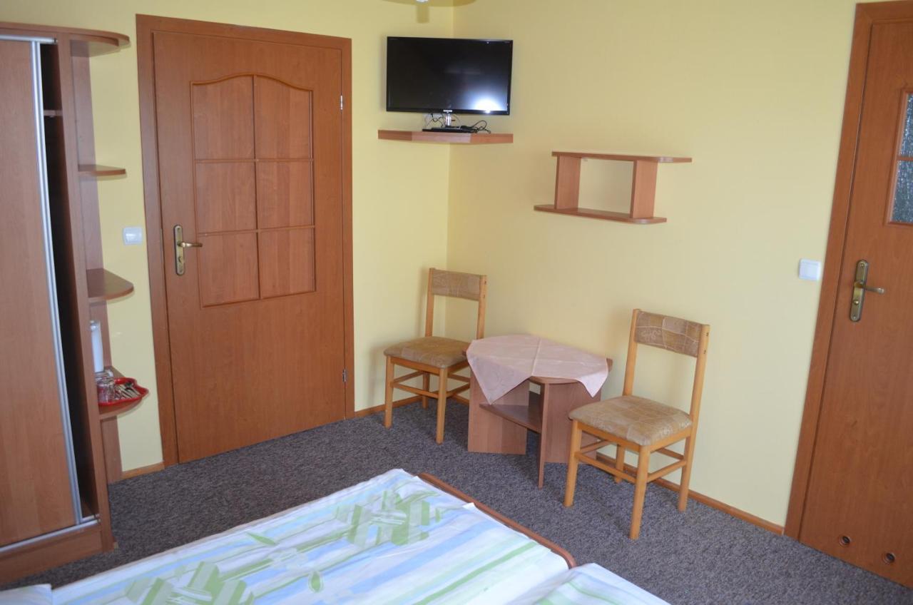 Willa Sara' Władysławowo Exteriör bild